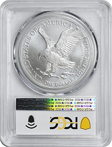 Американският долар Silver Eagle стойност от 1 долар 2023 г., е Първата Strike, Издаден на етикет West Point, Без марка монетния двор на PCGS MS69