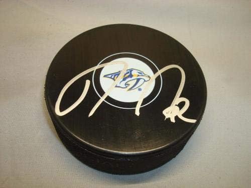 Райън Йохансен подписа хокей шайба Нешвил Предаторз с автограф на PSA /DNA COA 1A - за Миене на НХЛ с автограф