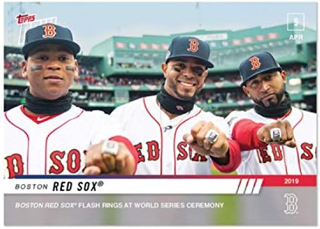 Бейзбол 2019 Topps Now # 67 Ксандер Богертс / Рафаел Деверс / Едуардо Нунес; Флаш пръстени Boston Red Sox на церемонията World Series Тираж 423 Официалната търговска картичка MLB Ексклузив