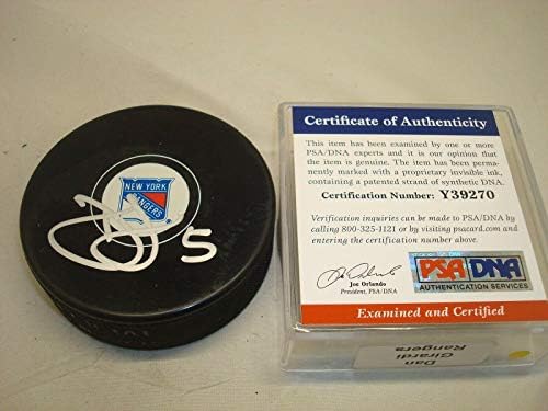 Дан Джирарди подписа Хокей шайба Ню Йорк Рейнджърс с Автограф на PSA /DNA COA 1A - за Миене на НХЛ с автограф