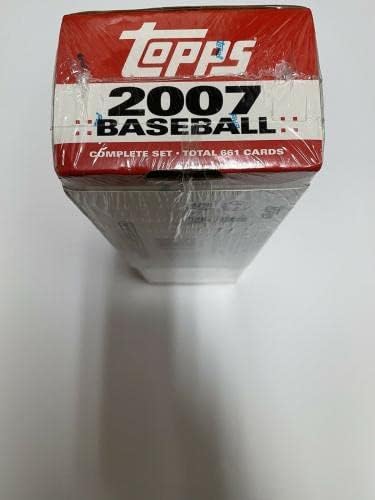 2007 Бейзболен завод Topps Запечатани Бейзболен набор от Серия 1 и 2 с опции за начинаещи - Бейзболни картички