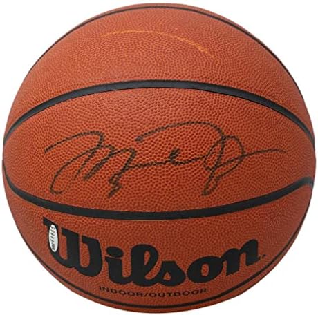 Майкъл Джордан на Чикаго Булс Подписа С Wilson Jet Баскетбол UDA - Баскетболни Топки С Автограф на Чикаго Булс